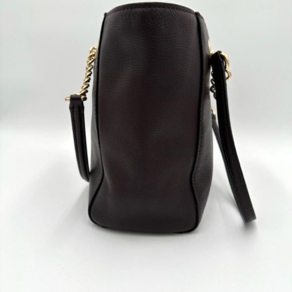 Coach Wine Pebble Leather with Gold Chain Strap, Turn Lock Tote, Gently Used - Picture 4 of 9